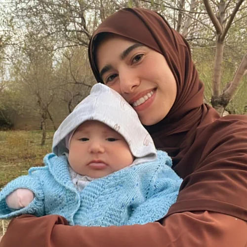 Esra Büşra A.