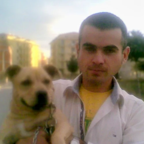 Metin E.