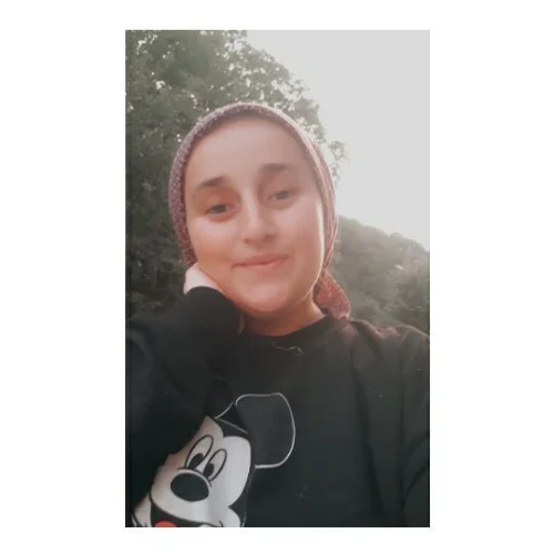 Sevda Sari T-