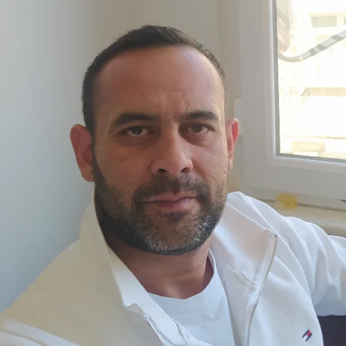 Recai H.