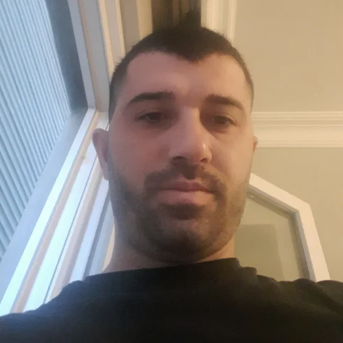 Tarık E-