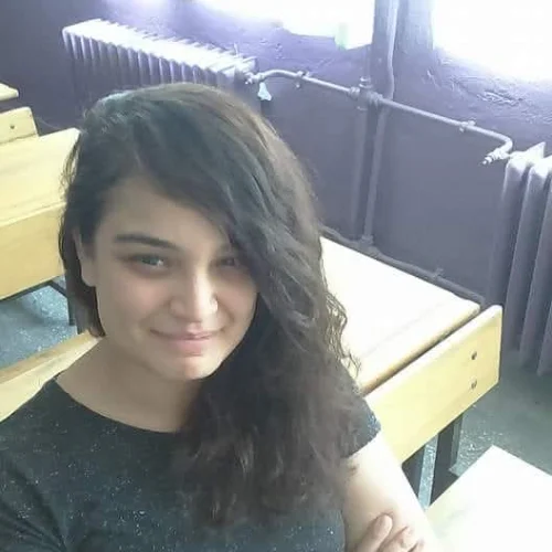 Gizem S.