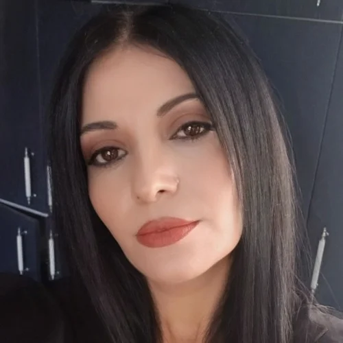 Nilüfer B.-
