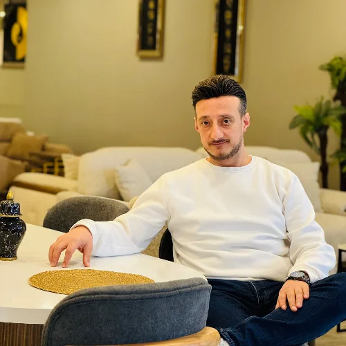 Murat Ş.
