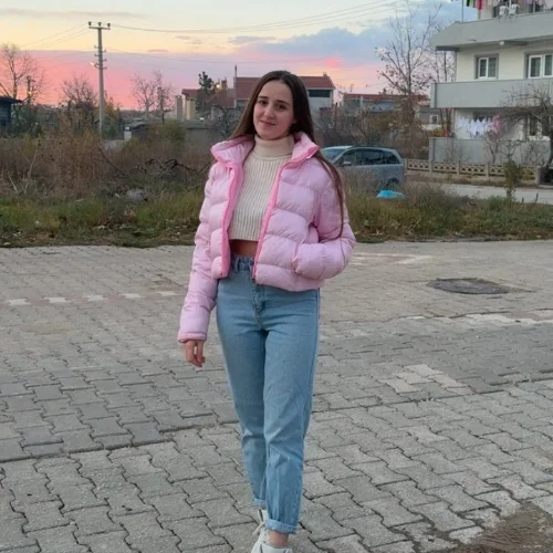 Dilara K.