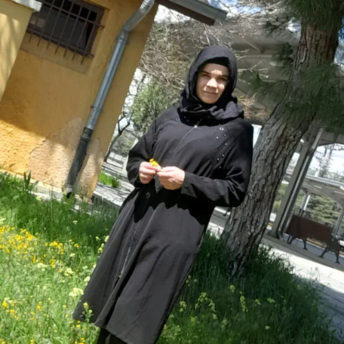Zeynep S-