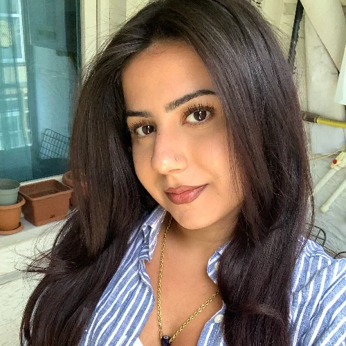 Aze Şafak B.