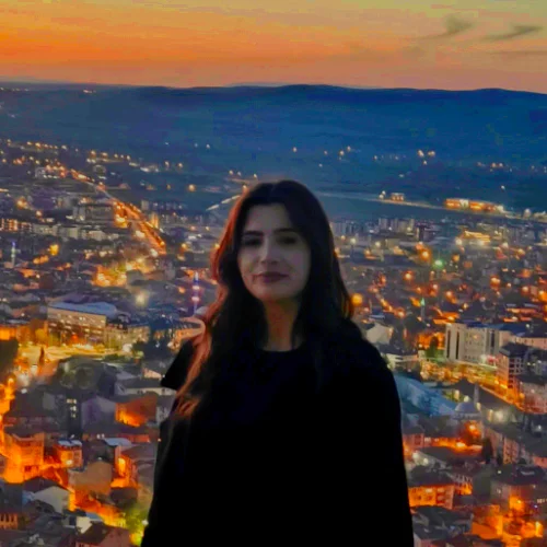 Hanife D-