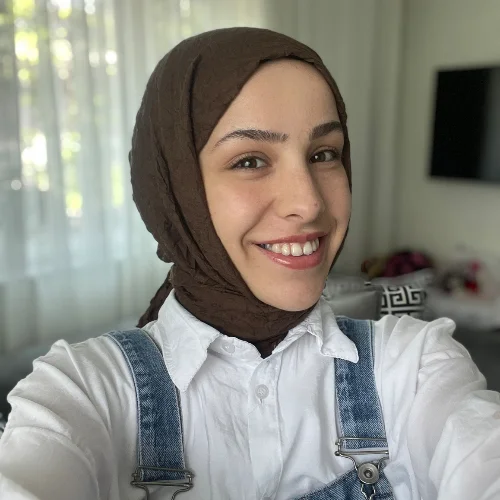 Ayşe D.-