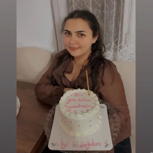 Ebru Ş.-