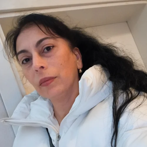 Ayşegül A.-
