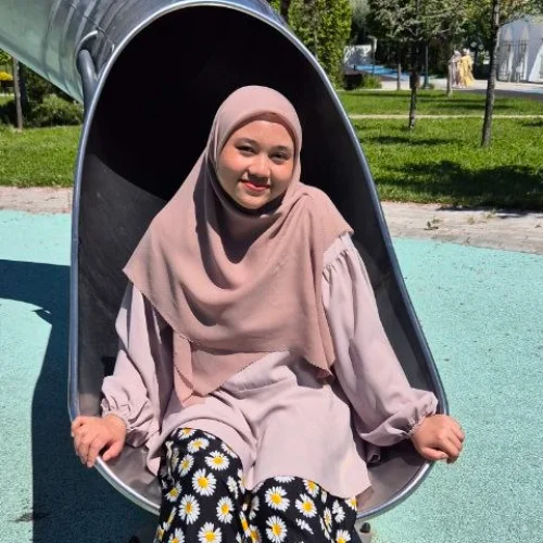 Nasyah R.-