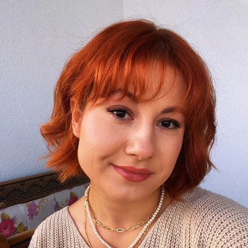 Nilgün K.-