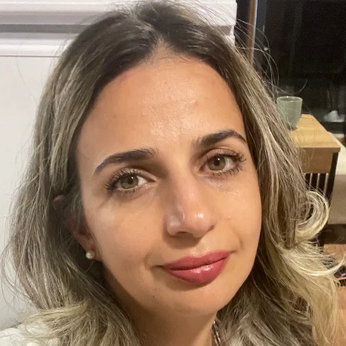 Özlem P.-