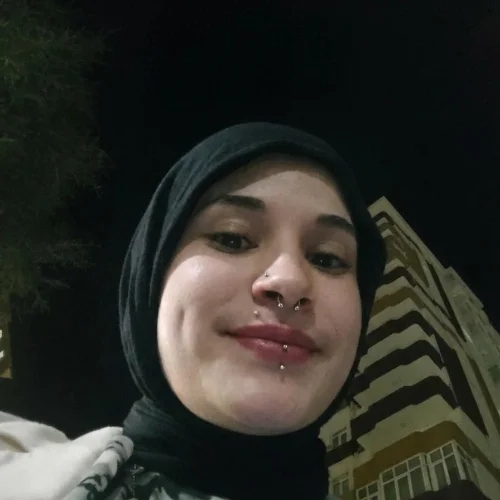 Yusra D.-