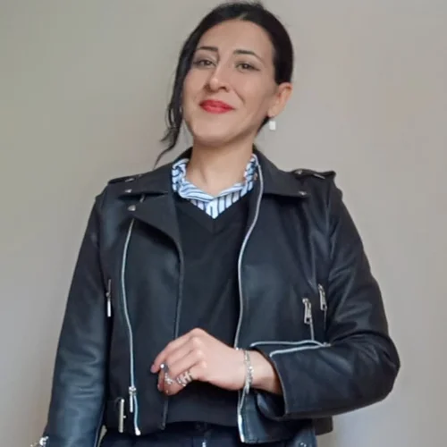 Ebru A.-