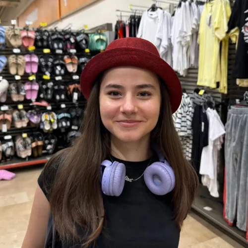 Melisa Ç.-