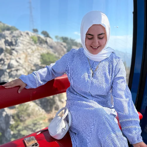 Özlem A.-