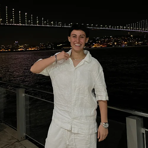 Şemsihan B.-
