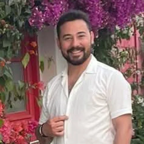 Özgür E.-