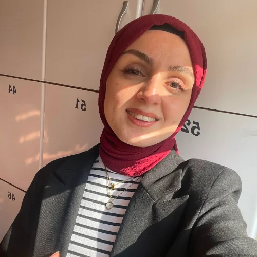 Ayşenur B.-