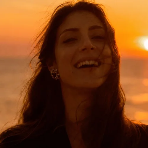 Elif K.-