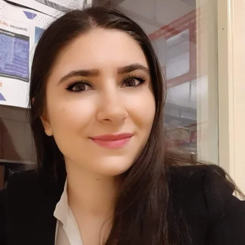 Kübra K.-