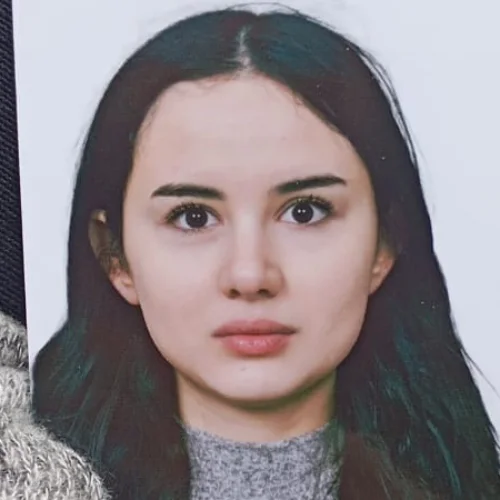 Meryem B.-