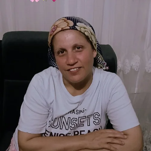 Ayşe K.-