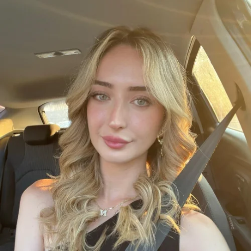 Nazlı A.-