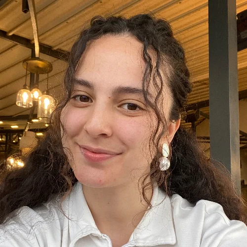 Zehra A.