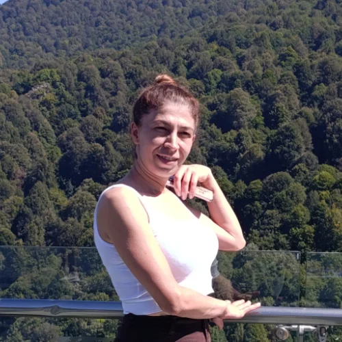 Banu A.