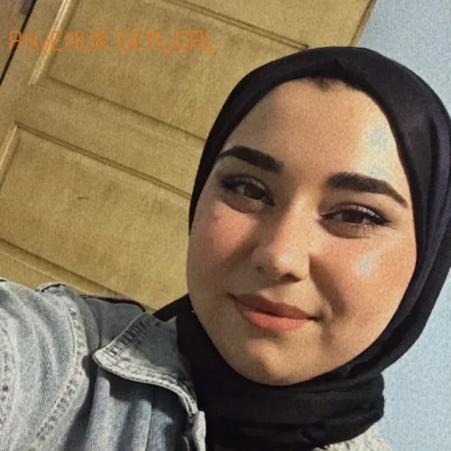 Ayşenur G.-