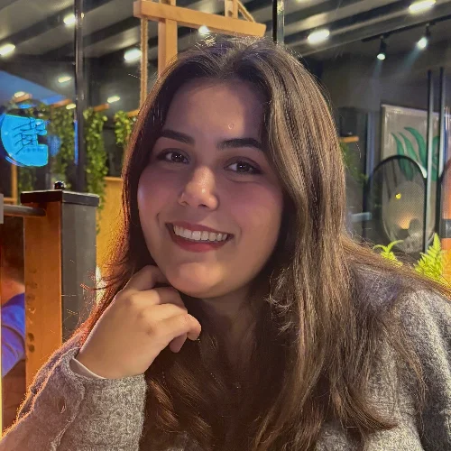 Ela D.-