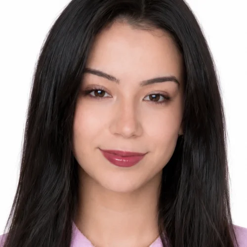 Kübra N.-