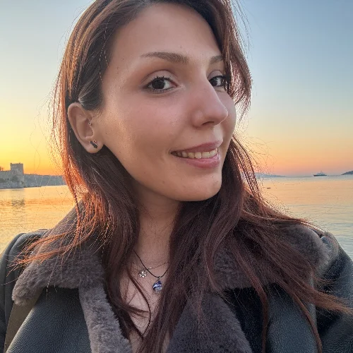 Nilüfer B.-
