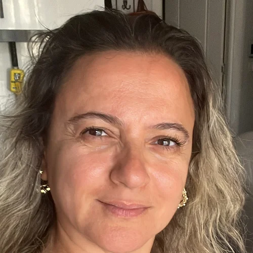 Demet Ç.-