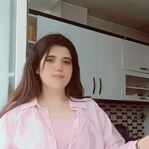 Ayşe Ş.-