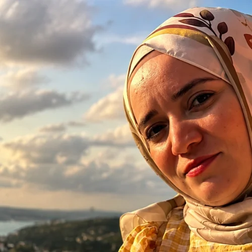 Meral E.