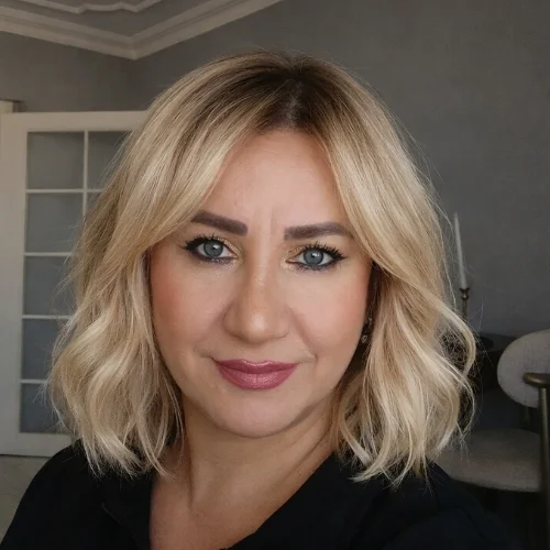 Emel G.