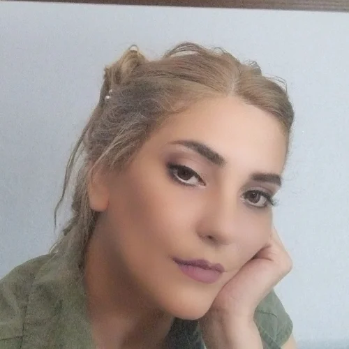 Aslı A.-