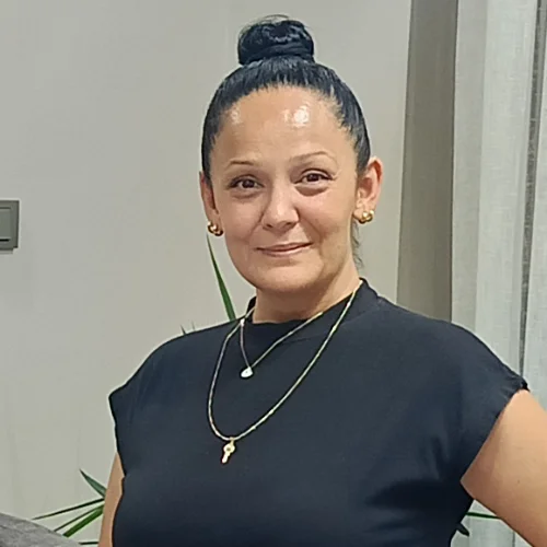 Neslihan A.-