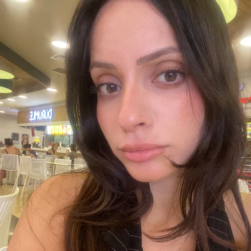 Aleyna Y.