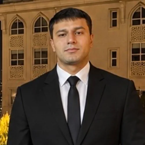 Ahmet K.-