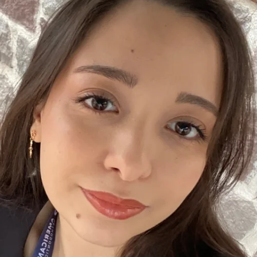 Ayşe Ö.-