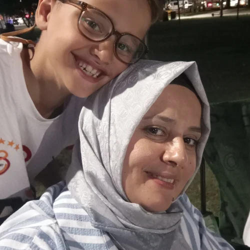 Hatice D.-