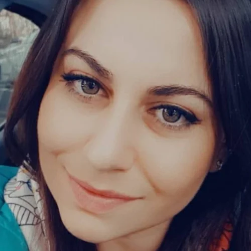Ayşın A.-