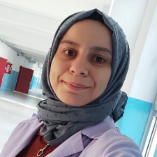 Büşra Y.