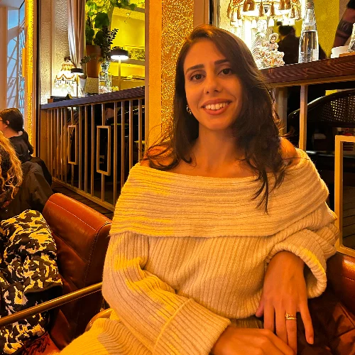 Esranur B-