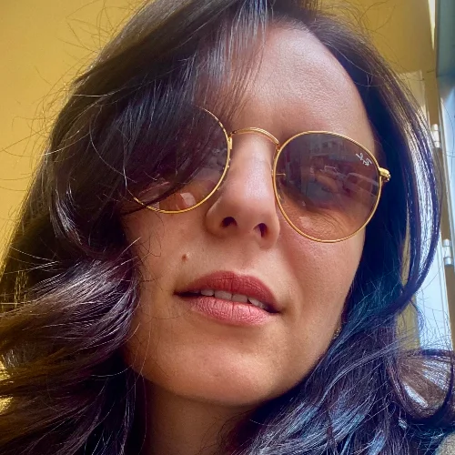 ZEYNEP Ş.